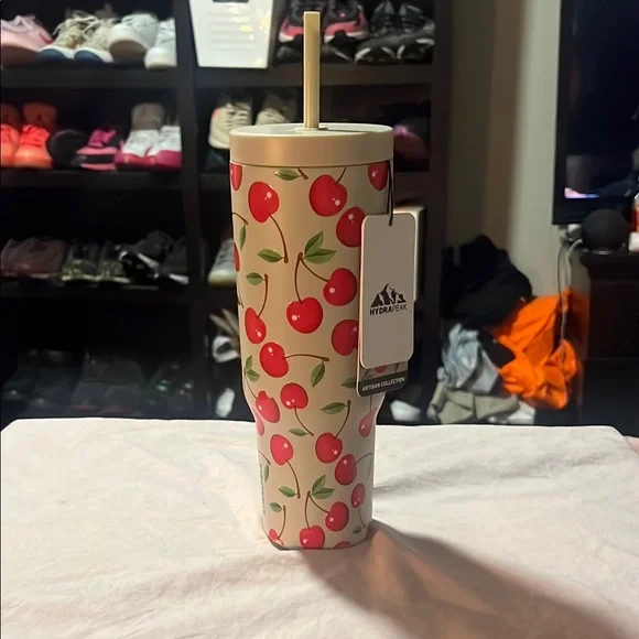 Cherry Patterned Tumbler - Picture 2 of 8